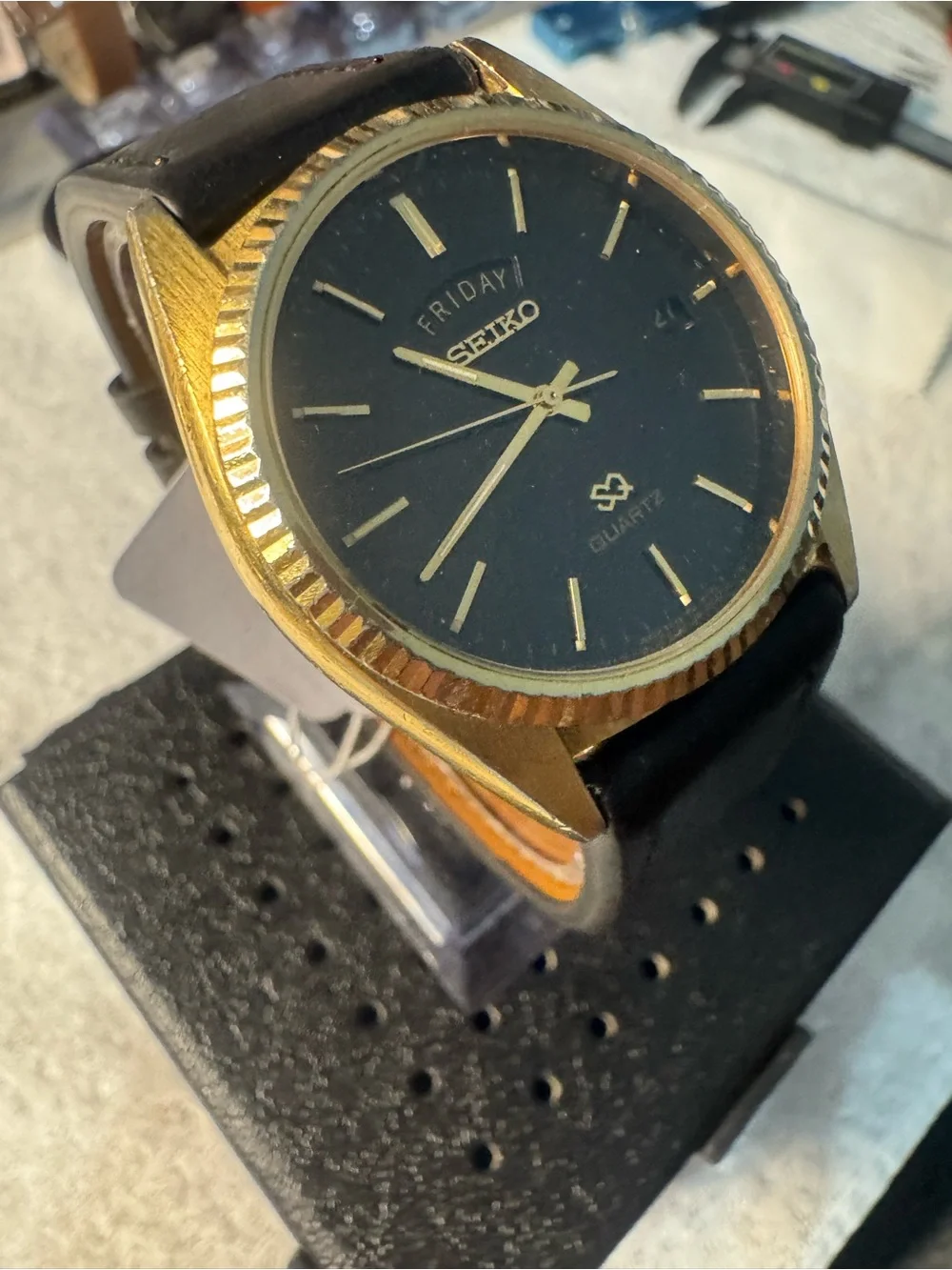 Seiko Gold-Tone Case Black Dial Men's Quartz Watch